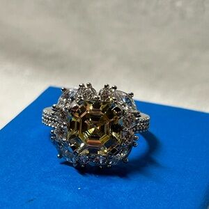 Set of 6 rings, selling them together.